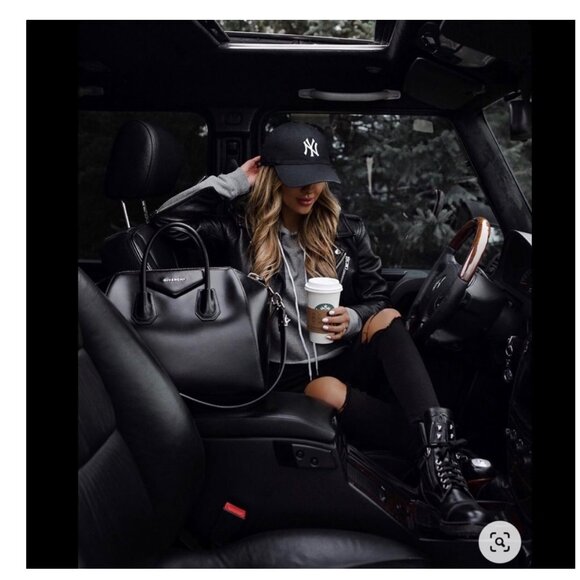 ‼️WOW ‼️Carbon 38 BLACK PUFFER JACKET IN TAKARA SHINE‼️ - Picture 10 of 14